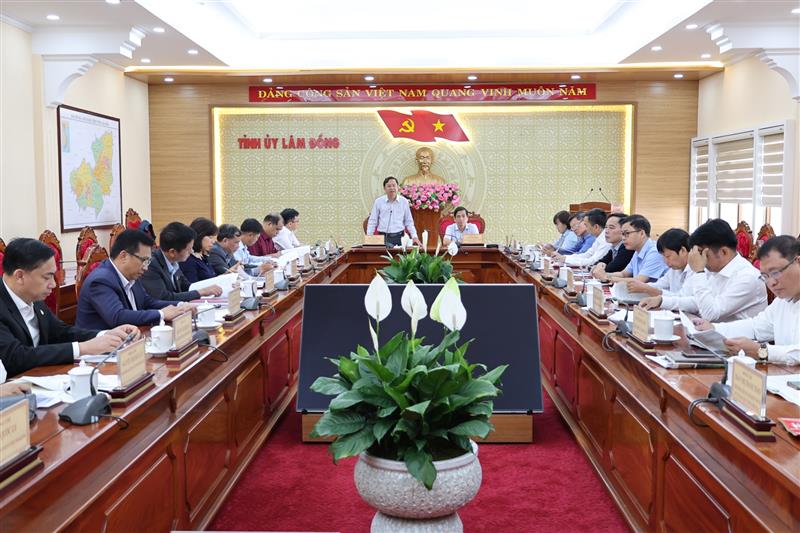 Các đại biểu tham dự hội nghị