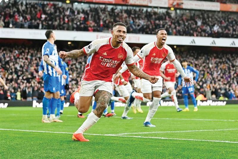 Arsenal đang dẫn đầu Ngoại hạng Anh với 39 điểm sau 17 vòng đấu.