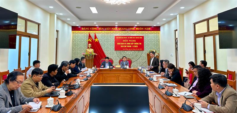 Các đại biểu tham dự hội nghị.