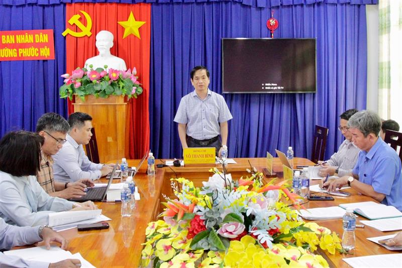 Đồng chí Võ Thanh Bình làm việc tại phường Phước Hội