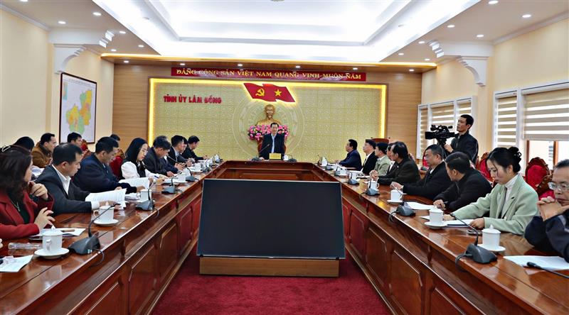 Đồng chí Nguyễn Thái Học - Quyền Bí thư Tỉnh uỷ chủ trì buổi làm việc với cán bộ, lãnh đạo Báo Lâm Đồng và Đài Phát thanh - Truyền hình Lâm Đồng