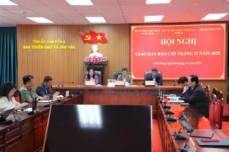 Toàn cảnh hội nghị