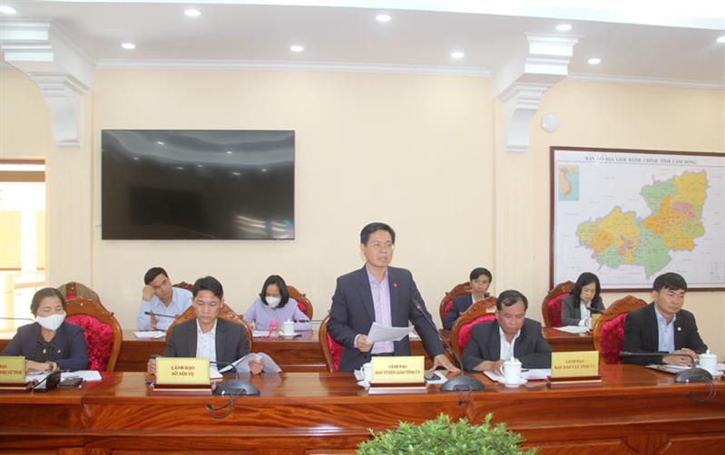 Các đại biểu phát biểu tại hội nghị