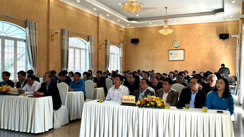 Các đại biểu tham dự Hội nghị