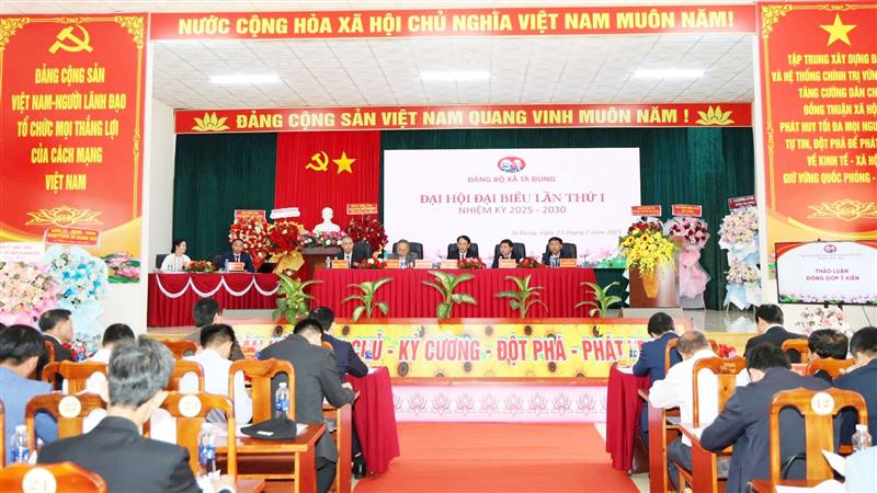 Đại hội Đại biểu xã Tà Đùng lần thứ I, nhiệm kỳ 2025-2030 có 160 đại biểu chính thức đại diện cho 470 đảng viên trong toàn xã