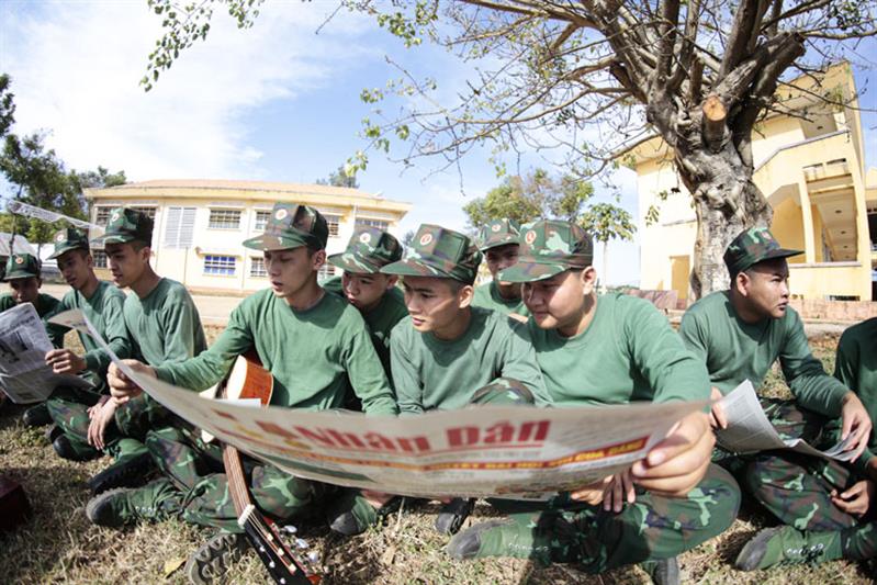 Tuyên truyền về hoạt động của lực lượng vũ trang là một trong những nhiệm vụ đặc biệt quan trọng của các cơ quan báo chí. Ảnh: C.Thành