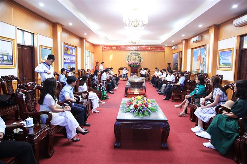 Quang cảnh tiếp đoàn tại Bộ Tư lệnh Vùng 4.