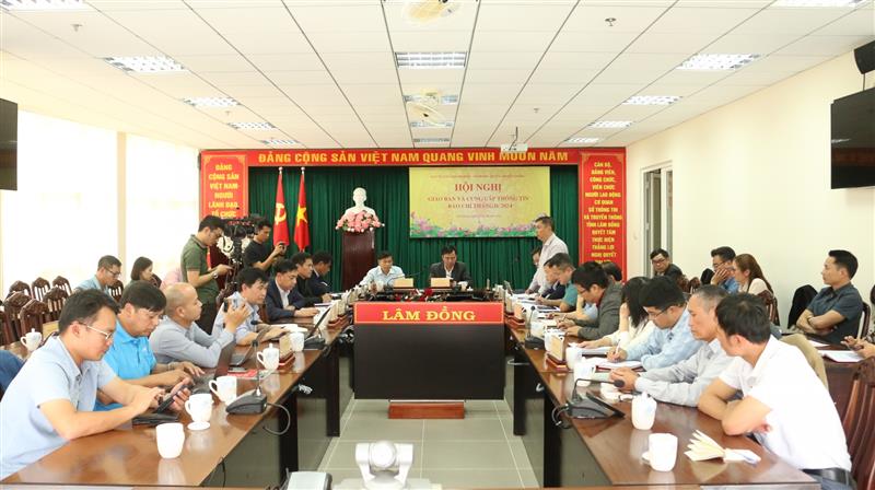 Quang cảnh Hội nghị