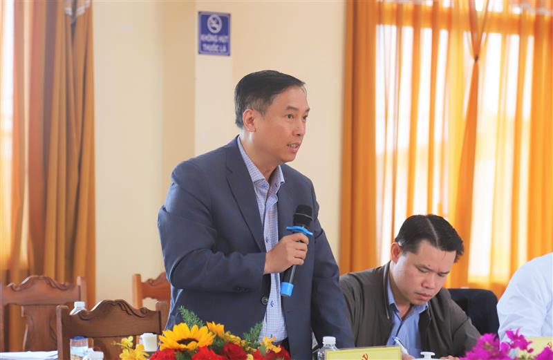 Phó Giám đốc Sở Nội vụ tỉnh Lâm Đồng Nguyễn Đức Vũ phát biểu tại buổi làm việc