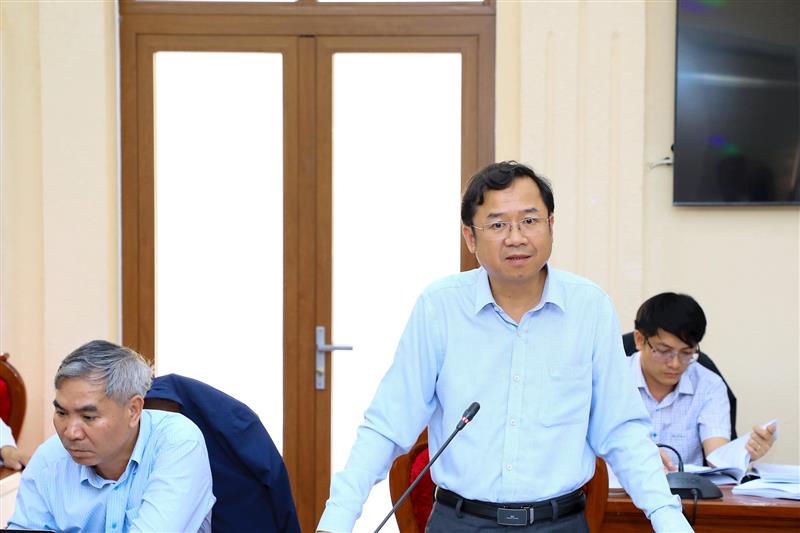 Ủy viên Ban Thường vụ Tỉnh ủy, Trưởng Ban Tổ chức Tỉnh ủy Tôn Thiện Đồng đề nghị Dự thảo văn kiện thể hiện rõ nét hơn nữa vai trò nhân lực trong giai đoạn mới
