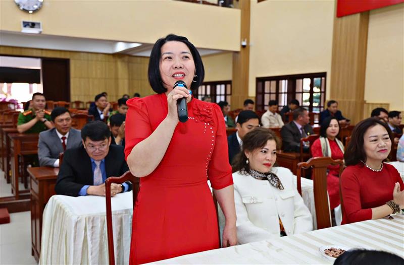 Đại diện Văn phòng Tỉnh uỷ phát biểu