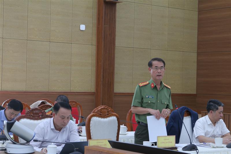 Đại diện lãnh đạo Công an tỉnh trả lời về kết quả điều tra, xử lý những trường hợp thông tin sai lệch về tình hình an ninh trật tự dịp 30/4, 1/5.