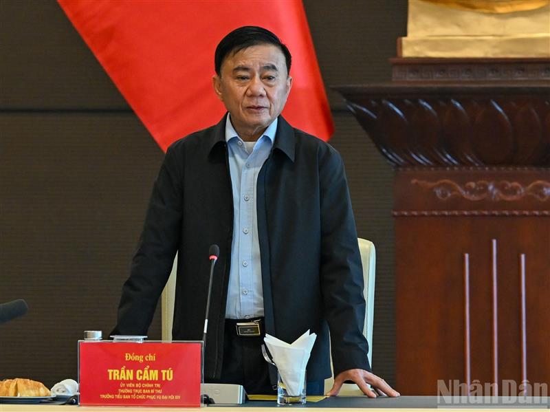 Thường trực Ban Bí thư Trần Cẩm Tú phát biểu kết luận buổi làm việc. (Ảnh: DUY LINH)