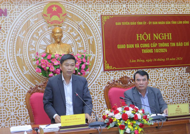 Phó Trưởng Ban Thường trực Ban Tuyên giáo Tỉnh ủy Lâm Đồng Huỳnh Minh Hải kết luận Hội nghị và định hướng thông tin tuyên truyền tháng 10/2024
