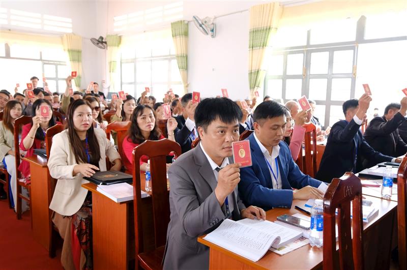 Đại hội biểu quyết thông qua các chỉ tiêu của nhiệm kỳ