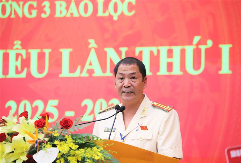 Đại biểu tham luận tại Đại hội