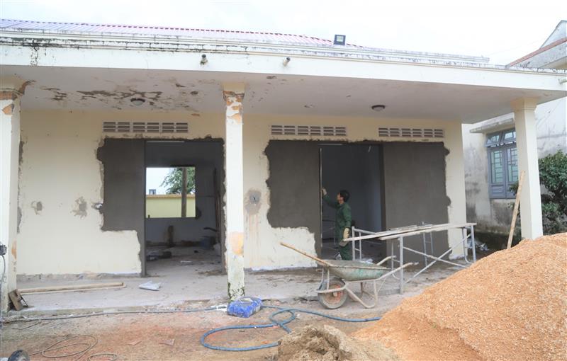 Huyện Bảo Lâm đang gấp rút sửa chữa, nâng cấp một số hạng mục công trình tại trụ sở hành chính các xã mới