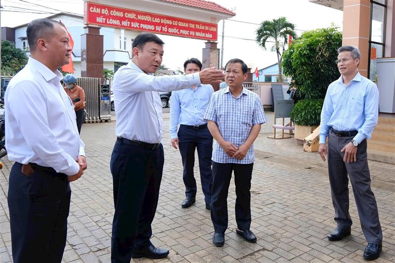 Phó Bí thư Tỉnh ủy Lâm Đồng kiểm tra thực tế Trung tâm Phục vụ hành chính công