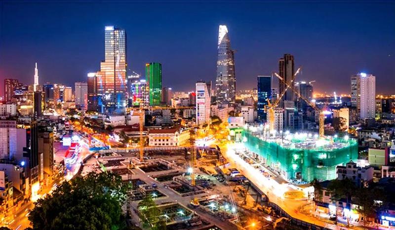Dưới sự lãnh đạo của Đảng Cộng sản Việt Nam, đất nước đã đạt được những thành tựu to lớn, có ý nghĩa lịch sử, vị thế và uy tín quốc tế của Việt Nam ngày càng được nâng cao. Ảnh: Đông Giang