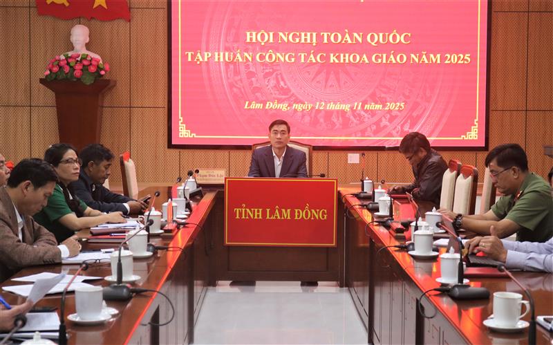 Các đồng chí đại biểu dự Hội nghị tại điểm cầu tỉnh Lâm Đồng.