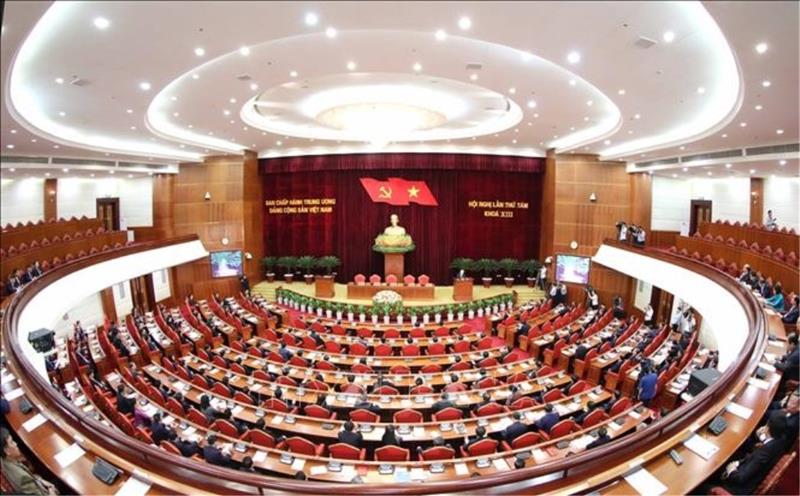 Toàn cảnh phiên bế mạc Hội nghị Trung ương 8 Khóa XIII. Ảnh: TTXVN.