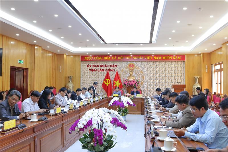 Quang cảnh hội nghị.