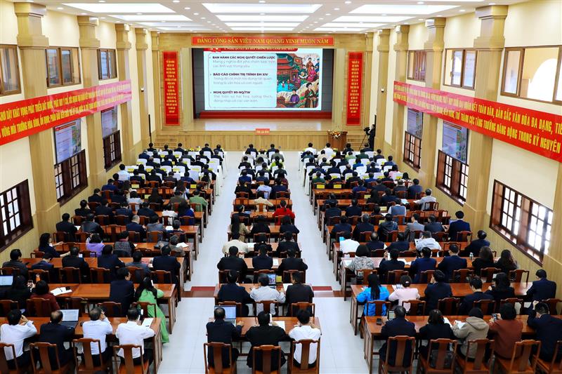 Hơn 400 đại biểu dự hội nghị tại điểm cầu Tỉnh ủy Lâm Đồng