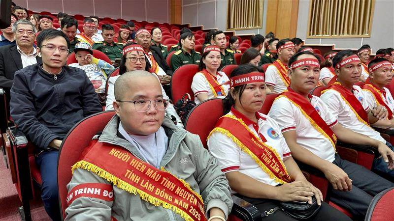 Kiện toàn tổ chức Hội Chữ thập đỏ phù hợp với tình hình mới nhằm tuyên truyền, vận động, tổ chức hiến máu tình nguyện