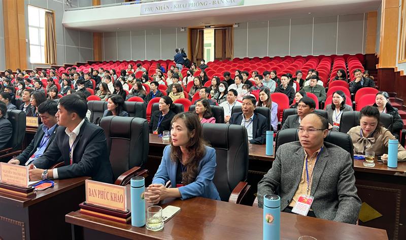Ban Phúc khảo và 116 thi sinh tham dự kỳ thi tuyển công chức, viên chức khối Đảng, Mặt trận Tổ quốc và các đoàn thể chính trị - xã hội, đơn vị sự nghiệp năm 2023.