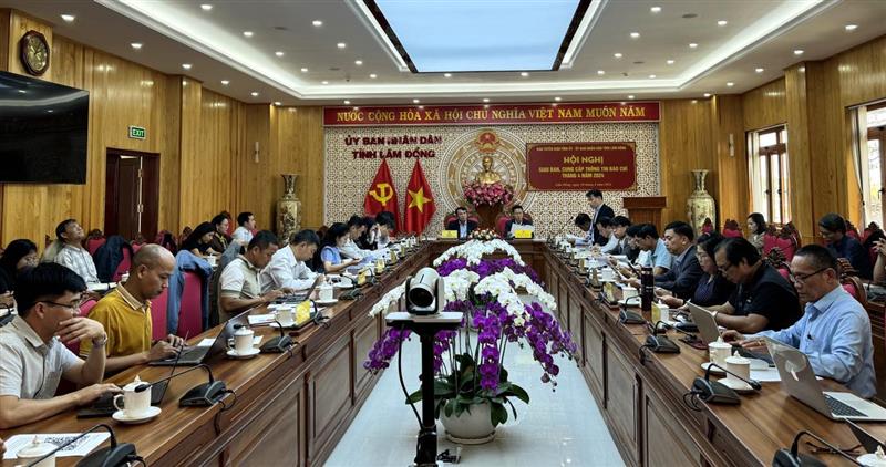 Quang cảnh hội nghị.