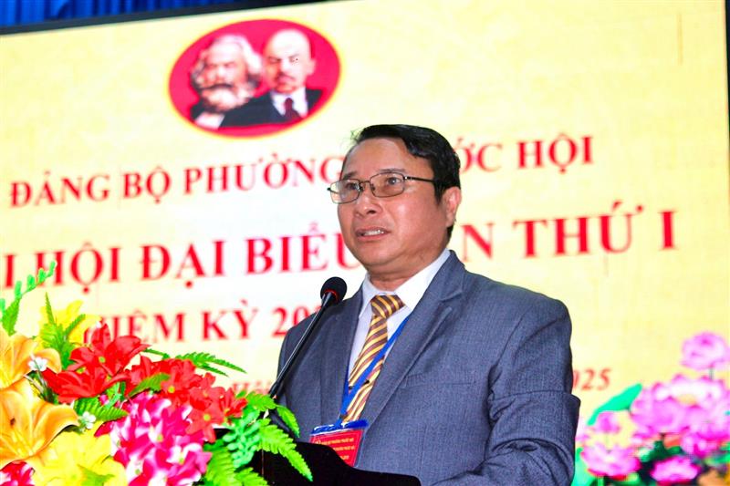 Bí thư Đảng ủy phường Phước Hội Tôn Thất Muộn phát biểu khai mạc Đại hội