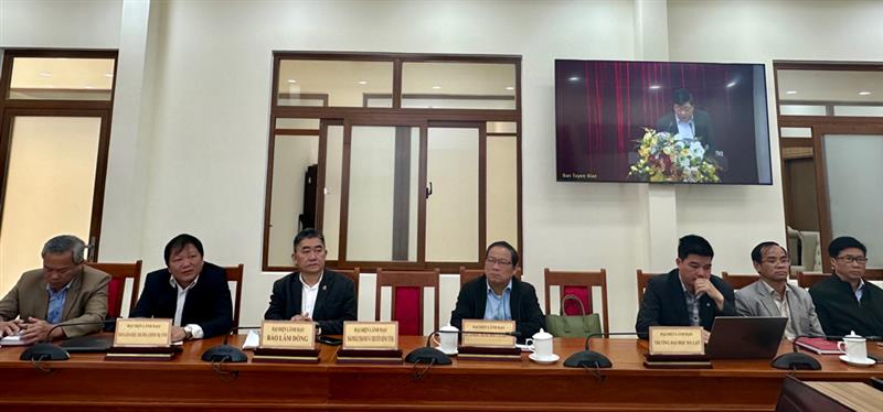 Các đại biểu tham dự hội nghị tại điểm cầu Lâm Đồng.