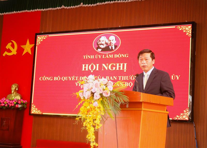 Đồng chí Huỳnh Minh Hải, Bí thư Đảng ủy xã D’Ran phát biểu nhận nhiệm vụ.