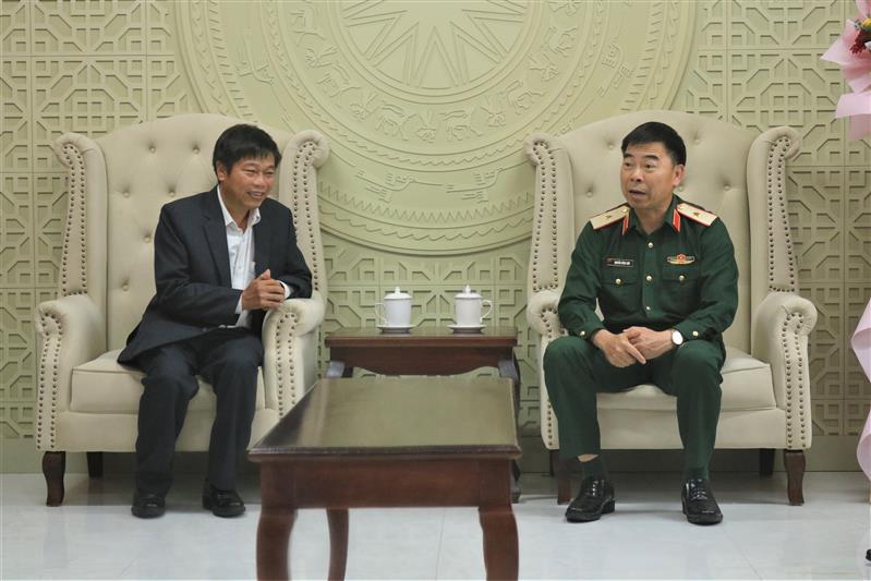 Lãnh đạo Học viện Lục quân, Ban Tuyên giáo và Dân vận Tỉnh ủy thông tin về kết quả thực hiện nội dung ký kết chương trình phối hợp hoạt động giai đoạn 2023 – 2028