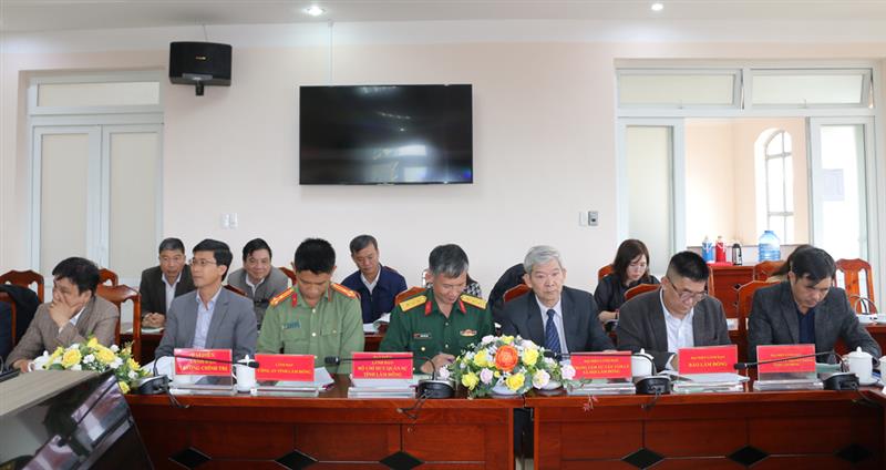 Các đại biểu tham dự hội thảo.