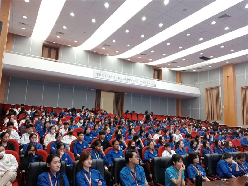 Quang cảnh hội nghị