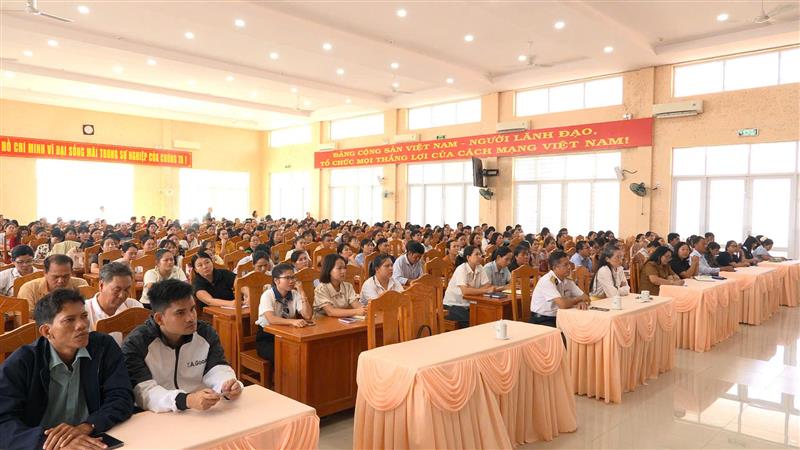 	Quang cảnh hội nghị