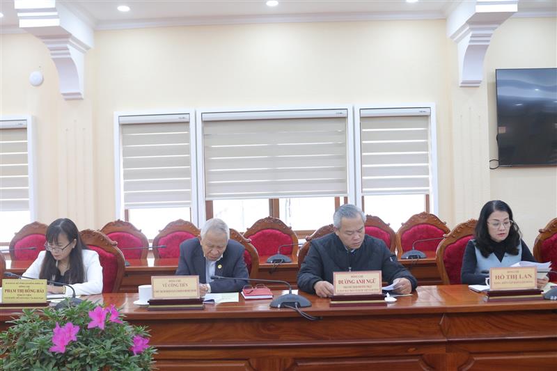 Các đại biểu tham dự hội nghị.