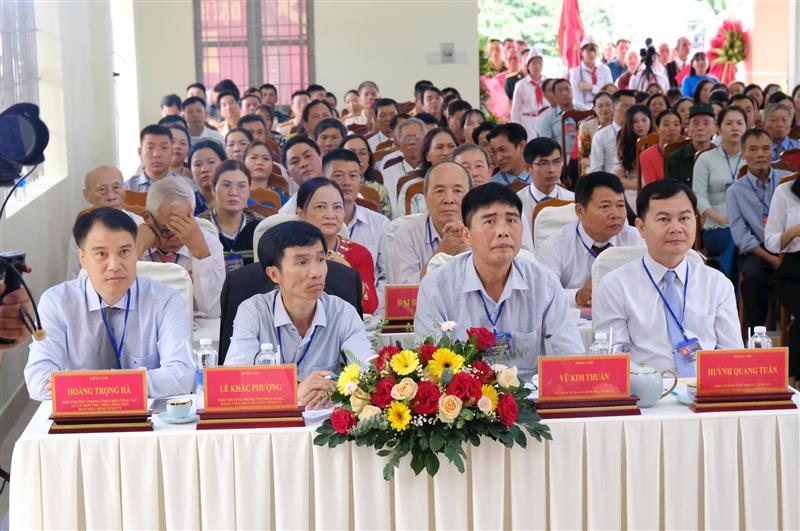 Lãnh đạo các cơ quan, đơn vị, sở ngành tham dự Đại hội