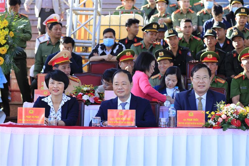 Lãnh đạo tỉnh Lâm Đồng tham dự khai mạc Đại hội và Hội thi