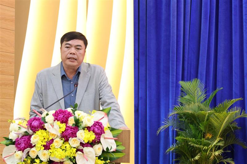 Đồng chí Đặng Đức Hiệp - Ủy viên Ban Thường vụ Tỉnh ủy, Bí thư Thành ủy Đà Lạt phát biểu khai mạc hội nghị