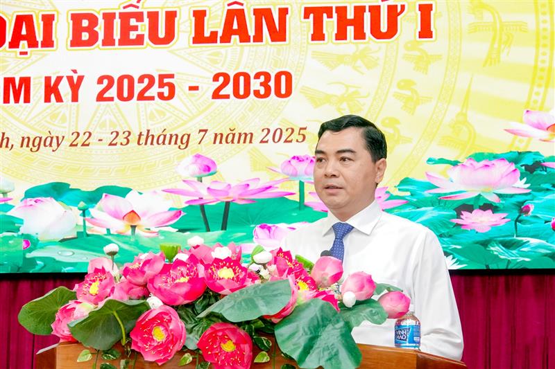 Đồng chí Nguyễn Hoài Anh, Ủy viên dự khuyết Ban Chấp hành TW Đảng, Phó Bí thư Thường trực Tỉnh ủy Lâm đồng phát biểu chỉ đạo Đại hội. Ảnh N. Lân