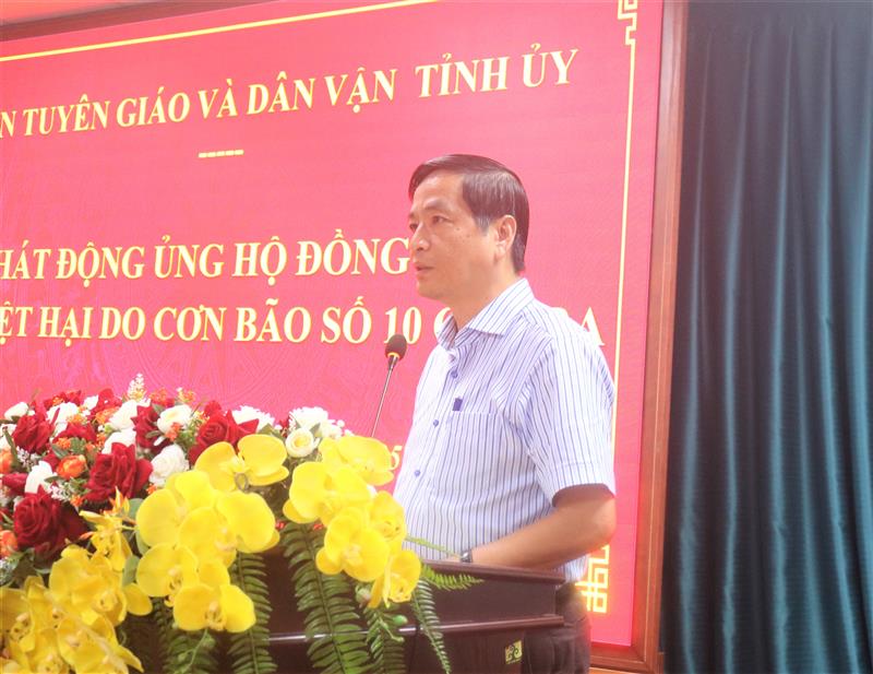 Đ/c Võ Thanh Bình, Ủy viên Ban Thường vụ, Trưởng Ban Tuyên giáo và Dân vận Tỉnh ủy phát biểu phát động.