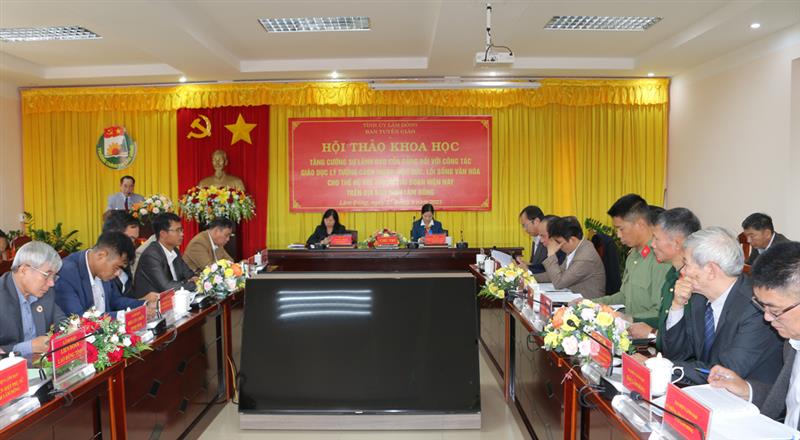 Quang cảnh hội thảo.