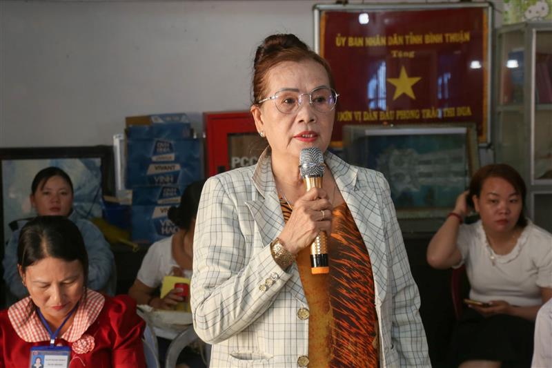 Cử tri xã Lương Sơn nêu ý kiến tại hội nghị tiếp xúc cử tri