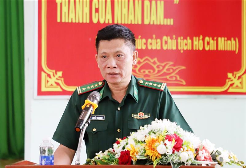Đại tá Nguyễn Thành Đính, Chỉ huy trưởng Ban Chỉ huy Bộ đội Biên phòng tỉnh Lâm Đồng báo cáo sơ bộ tình hình an ninh trật tự trên địa bàn