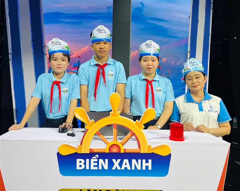 Đội thi Biển xanh Đội thi Biển xanh