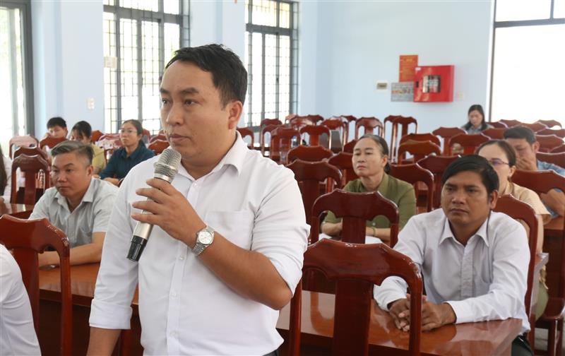 Cử tri xã Sông Lũy quan tâm nhiều đến chính sách phát triển kinh tế vùng đồng bào dân tộc thiểu số