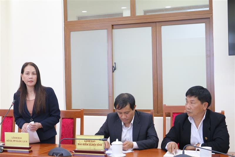 Đại diện lãnh đạo Sở Văn hóa - Thể thao và Du lịch thông tin một số nội dung liên quan trên lĩnh vực văn hóa, thể thao, du lịch trong tháng.