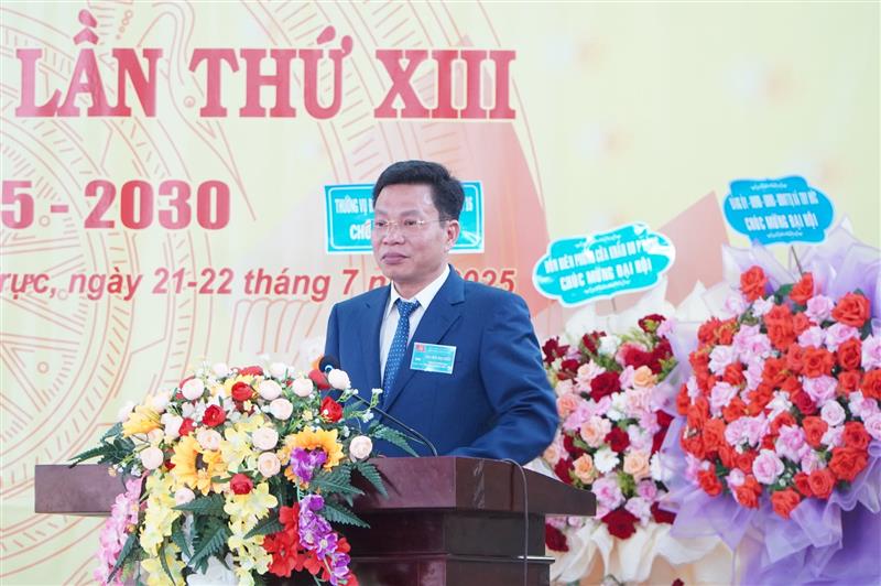 Đồng chí Lưu Văn Trung, Phó Bí thư Tỉnh ủy đề nghị Đảng bộ xã Quảng Trực nhanh chóng ổn định tổ chức, xây dựng khối đoàn kết, thống nhất trong toàn Đảng bộ; quyết tâm thực hiện thắng lợi nghị quyết Đại hội và sự nghiệp đổi mới đưa xã phát triển nhanh, bền vững hơn trong những năm tới